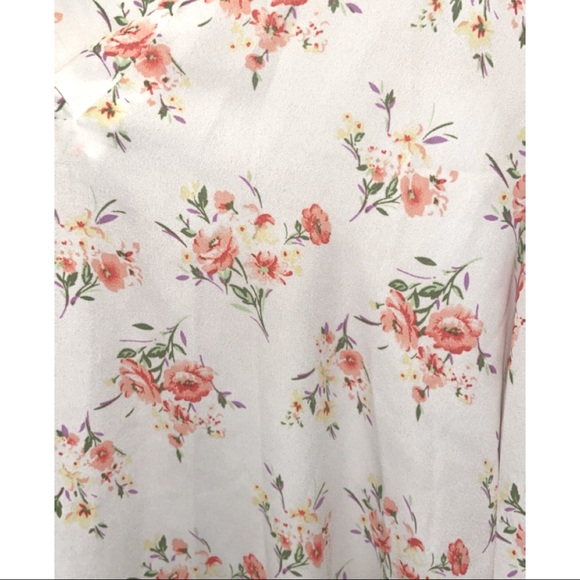 flowy blouse - Picture 2 of 2